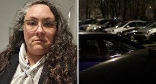 Janine Baird's Instagram, Twitter & Facebook