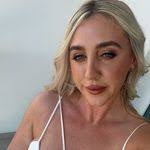 Tayna Thomas's Instagram, Twitter & Facebook