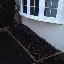 Aug 04, 2016 · much of the bay window vs bow window debate comes down to a style preference. What To Put Under My Bay Window Front Driveway Houzz Uk