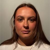 Hattie Graves's Instagram, Twitter & Facebook