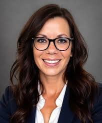 Candice Shaw's Instagram, Twitter & Facebook