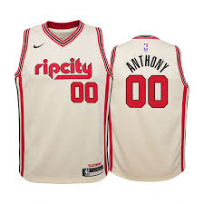 Find the latest in carmelo anthony merchandise and memorabilia, or check out the rest of our portland trail blazers gear for the whole family. Carmelo Anthony Portland Trail Blazers 00 2019 20 City Cream Jersey Youth