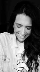 Amanda “Mandi” Morgan (@theamanda.morgan)