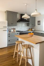 The jeep wrangler rubicon 392 is the v8 dirt monster we've always wanted see all photos. 75 Beautiful Farmhouse Kitchen With White Appliances Pictures Ideas July 2021 Houzz
