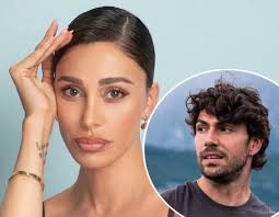 Deborah Cellini, sorella di Mia del Grande fratello 13: "Dietro le risate  il dolore per papà"