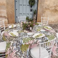 Viste tu mesa con elegancia. Tips Para Elegir La Manteleria Para Bodas Mas Apropiada Y Exclusiva
