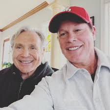 Moses and I got to visit the legendary Diane Ness & Bill Butters!  https://proedgepower.com/ https://www.kaebelhockeytraining.com/  #mnhockeycamps #mnhockey #kaebelhockeytraining #powerskating