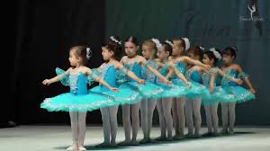 Taguri desene cu barbie, desene cu printese, desene in romana, desene animate, desene online, desene pentru fete, desene animate cu barbie. Festivalul Micutelor Balerine 2016 Www Casadebalet Ro Youtube