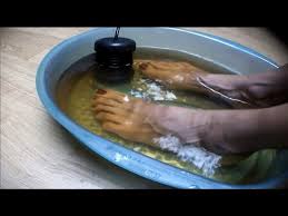 Allow time after your bath to rest and rejuvenate. Could Detox Foot Baths Actually Remove Toxins From Your Body Youtube