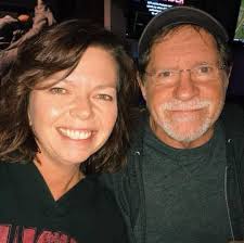 Alleged Scammers Begging with Children in Moses Lake