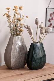 Trockenblumen Sind Ein Muss In Diesem Herbst Trockenblumen Herbst Herbstdeko Vasen Depot Vase Trockenblumen Deko Blumen