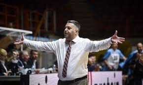 Makhs Giatras Eimai Perhfanos Gia Ton Promh8ea 8eloyme Na Xaroyme Ta Paixnidia Eurohoops