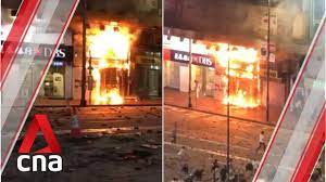 Hong kong / dbs bank (hong kong) ltd. Dbs Branch In Hong Kong Not Damaged By Fire Seen In Online Video Cna