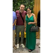 اعتادت الفنانة والمطربة شيرين عبد الوهاب ارتباط اسمها بالأزمات سواء على المستوى الفني أو الاجتماعي أو حتى الأسري، وأخيرًا تصدر اسم المطربة محركات البحث بعد تداول تسريب صوتي منسوب لوالد زوجها المطرب حسام حبيب، يتحدث. Ø£Ø­Ø¯Ø« Ø¸Ù‡ÙˆØ± Ù„Ø´ÙŠØ±ÙŠÙ† Ø¹Ø¨Ø¯Ø§Ù„ÙˆÙ‡Ø§Ø¨ ÙˆØ²ÙˆØ¬Ù‡Ø§ Ø¨Ø¹Ø¯ Ø´Ø§Ø¦Ø¹Ø© Ø·Ù„Ø§Ù‚Ù‡Ù…Ø§ ØµÙˆØ±Ø©