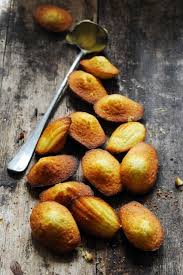 Les Classiques Du Week End Les Madeleines Recettes De Cuisine Recette Cuisiner Avec Des Enfants