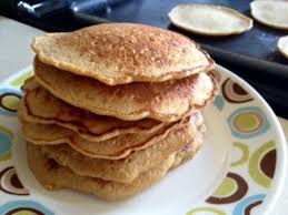 Pancakes De Avena Nutritivos Y Deliciosos Para Ninos Hecho Por Mama Receta Panqueques De Avena Pancakes De Avena Tortitas De Harina De Avena