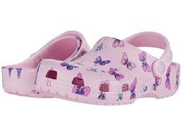 Pin By L 3 On Shoes In 2020 Girls Shoes Kids Girls Pink Shoes Crocs