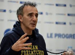 Elie semoun a décidé de se livrer. Rhone Elie Semoun Accuse Le Confinement D Avoir Tue Son Pere Resident D Un Ehpad Lyonnais