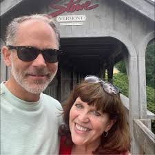 What are the best family-run restaurants in Taormina, Sicily, for  traditional dinner?