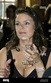 Sonia Nesbitt's Instagram, Twitter & Facebook