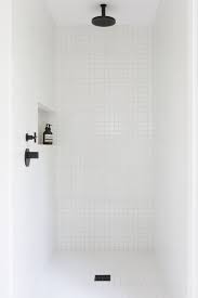 Black And White Shower Ideas Clean Minimalist Bathroom Ideas And Design Tips 2018 Minimalist Bathroom Design Bathroom Inspiration Minimalist Bathroom