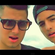 Stream Vicky Aviles music