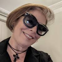 30+ "Claudia Ferreira" profiles