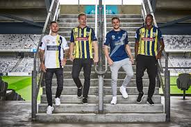 Central coast mariners fc's marcos urena breaks free at central coast stadium. Central Coast Mariners Unveil New Kits Ahead Of Bolt Trial Game Ftbl The Home Of Football In Australia