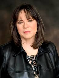 Headshots/Resume — Margaret Reed