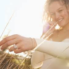 The Leo Diamond® Collection