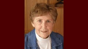 Tina Calhoun's Instagram, Twitter & Facebook