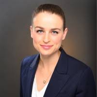 100+ "Dr. Leonie" profiles