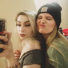 Victoriana Marie Ely (@_victoriana_) • Instagram photos and videos