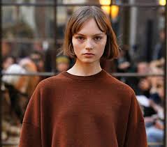 Thinking about cutting your hair, but want something not too short? Pretty Chin Length Hairstyles That Will Transform Your Look