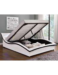 Avec son effet tressé avec un léger relief et son coloris blanc et ses rayures colorées, il devrait vous inspirer et apporter un côté original à vos coutures pour la maison et vos accessoires ! Lit Aude Simili Cuir Blanc Avec Led 140 X 190 Cm