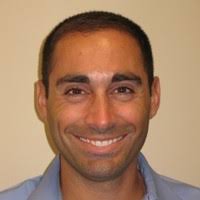 100+ perfiles de «Yezek»