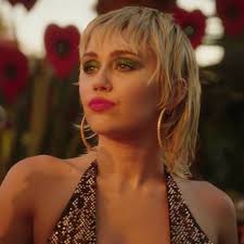 Pour toujours plus d'allure et répondre aux envies de toutes. Photos La Coupe Mulet Est Tendance Comment La Porter En Restant Glamour Gala