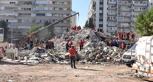 Saat 08:34'te meydana gelen deprem yerin 6,99 km. Izmir Deki Deprem Sonrasi Dokuz Gozalti Yikilan Binalarin Muteahhitleri De Var Diken