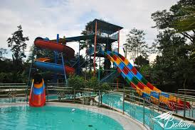 Yaitu daftar kolam renang yang ada di bandung yang bagus dan murah, mulai dari kolam renang air biasa di bandung hingga sejumlah lokasi kolam renang air hangat di bandung yang terkenal, seperti kolam renang di lembang, ciwidey dan di kota bandung yang enak untuk dijadikan tempat. Wisata Batang Bandar Eco Park Wisata Kolam Renang Keren Di Kabupaten Batang