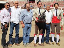 Las águilas del américa del entrenador santiago solari derrotaron al juárez fc y se confirmaron como líderes del apertura mexicano, mientras el joven alejandro zendejas, de necaxa. Al Toro Mexico Al Toro Mexico Medio De Comunicacion Taurino Toros Toreros Noticias Y Actualidad Taurinas