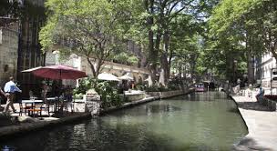 San antonio, texas, usa cityscape on the river walk. San Antonio Texas Urlaub In Der Freien Natur