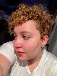 Laura Shuster (@laurashusterfox) • Instagram photos and videos