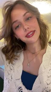 Lacey Schinner Husky