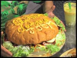 Download it now for free! Yazid Burger Yb Jalan Jalan Cari Makan Jjcm Tv3 Youtube