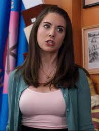 Alison brie cup size