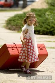 Album la vârsta de 3 ani. Youngest Successful Singer World Record Set By Cleopatra Stratan