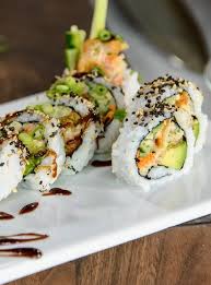 Sushis Au Crabcake Ricardo Recipe Sushi Recipes Homemade Sushi Sushi Roll Recipes