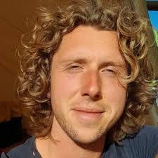 Daniel Rigby's Instagram, Twitter & Facebook