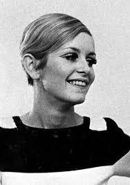 The 30 Most Iconic Hair Styles Haircut Images Hair Styles Twiggy
