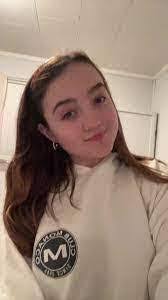 Gail Willmore's Instagram, Twitter & Facebook